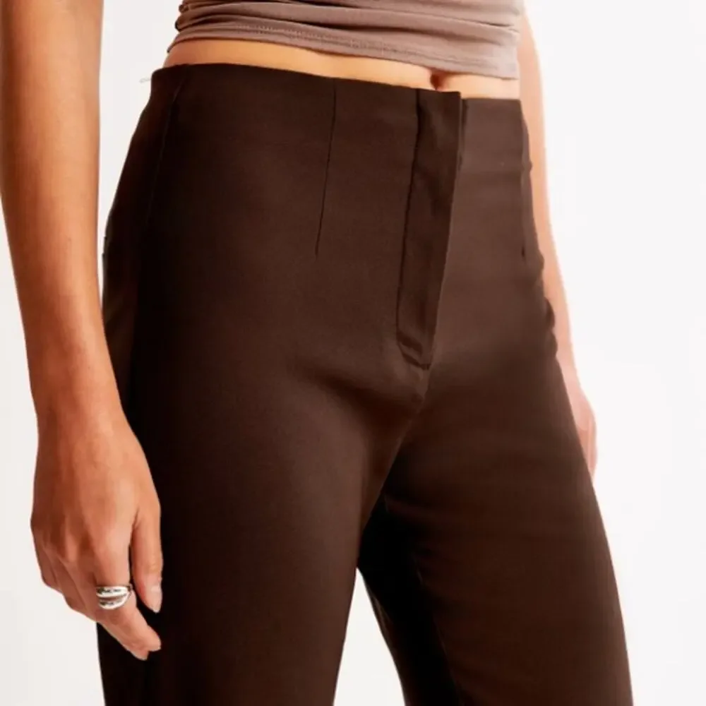 Abercrombie HR Slim Boot Trouser Dark Brown Tailored Dress Pant NWT Size XS